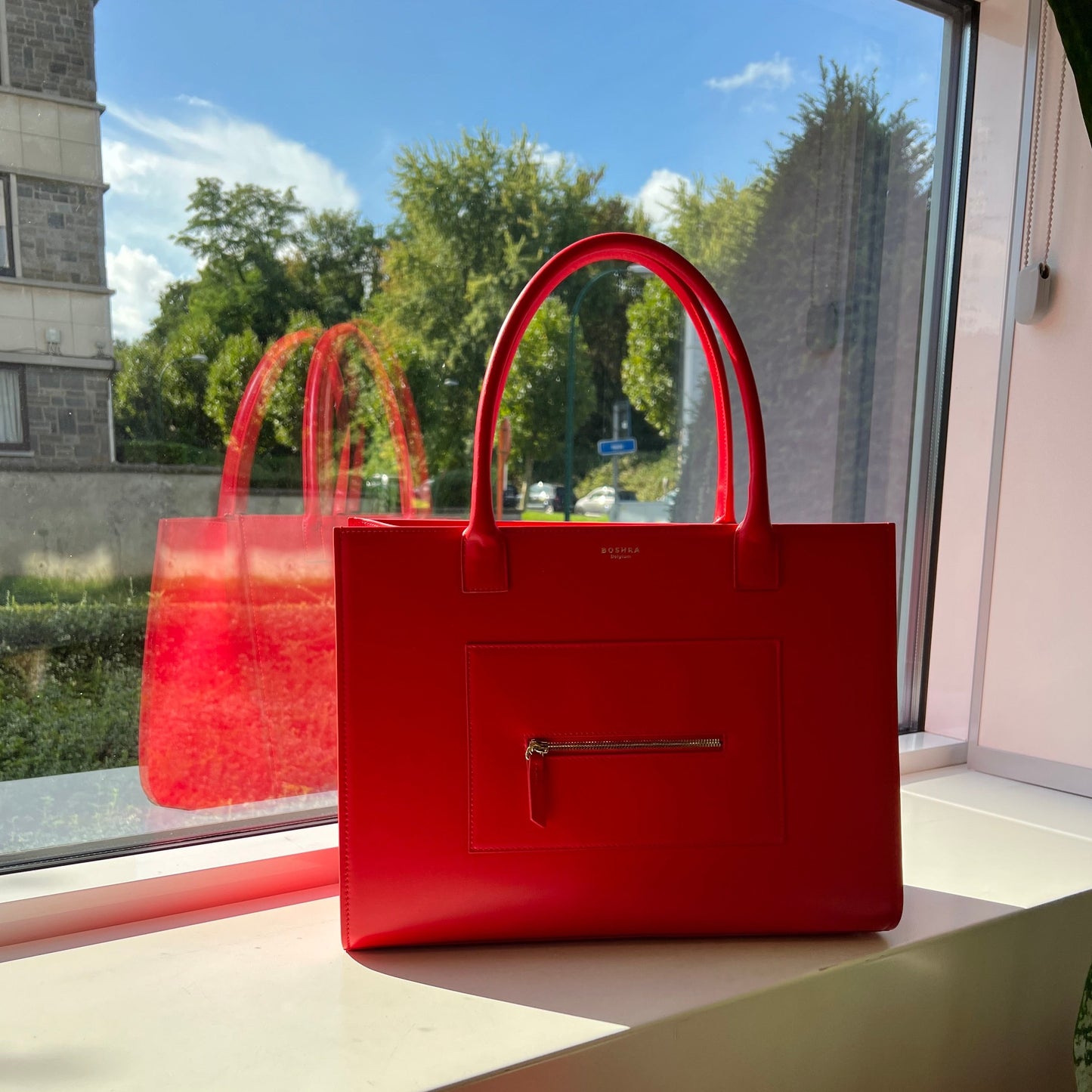 Pari Large Bright Red